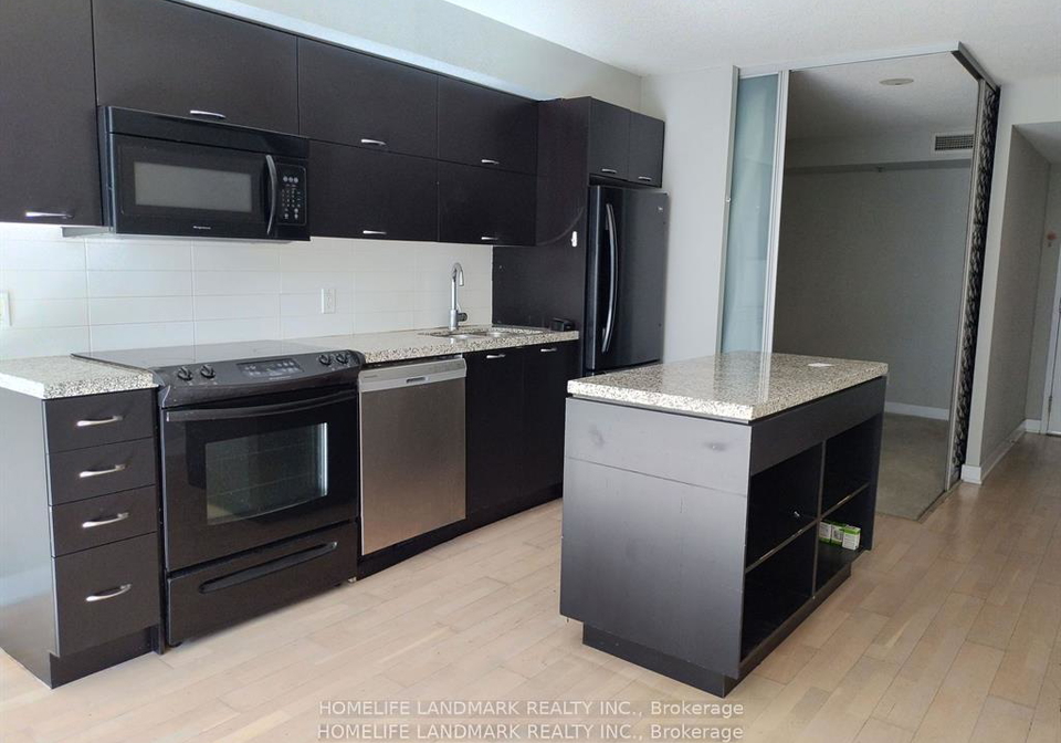 21-nelson-street-toronto-ontario-c12484922