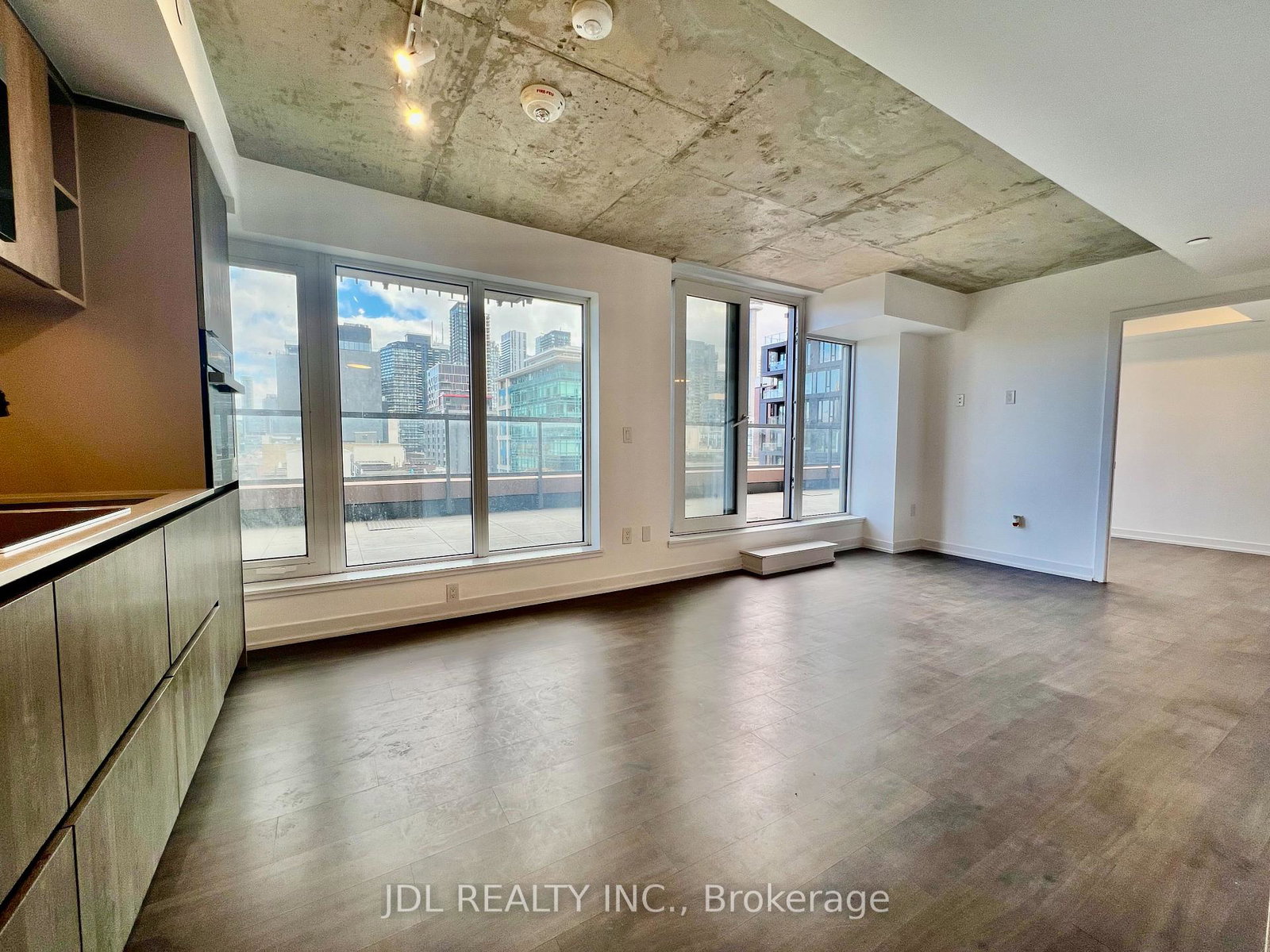 2-augusta-avenue-toronto-ontario-c12484935