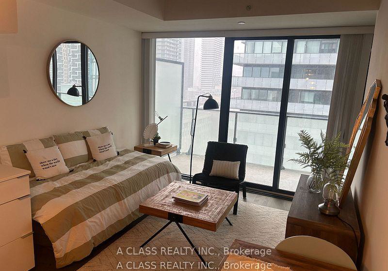 185-roehampton-avenue-s-toronto-ontario-c12484951