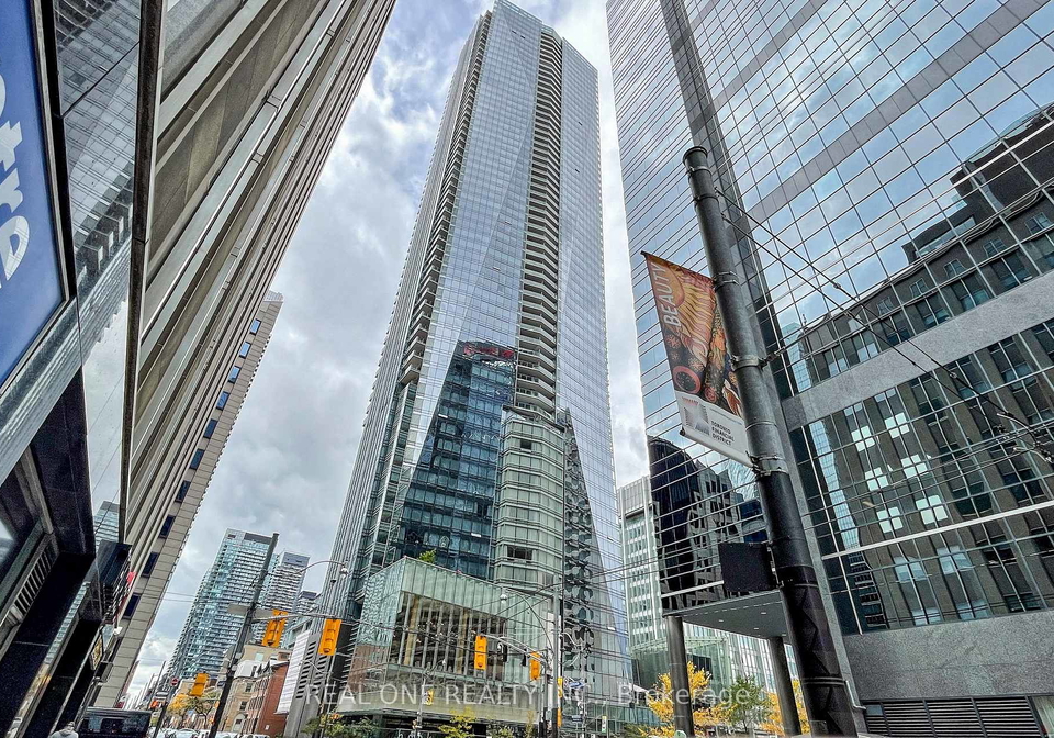 180-university-avenue-toronto-ontario-c12484972