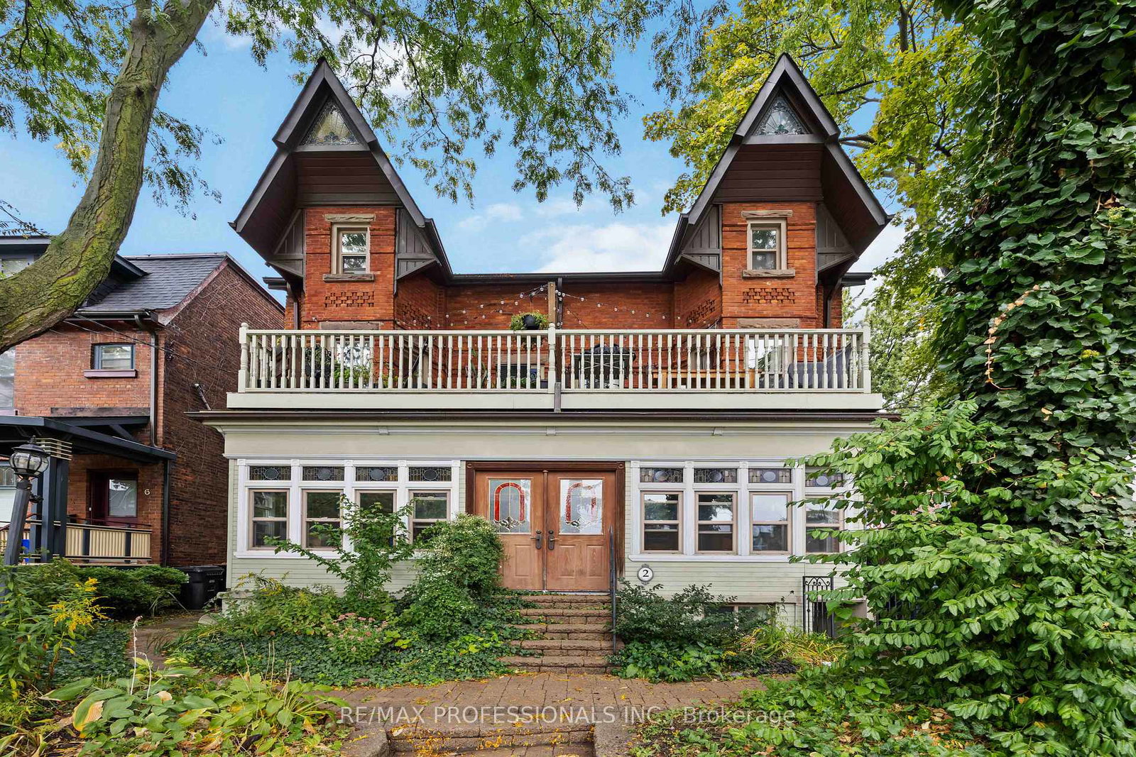 2-afton-avenue-nw-toronto-ontario-c12485281