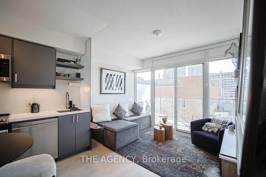 50-wellesley-street-e-toronto-ontario-c12485283