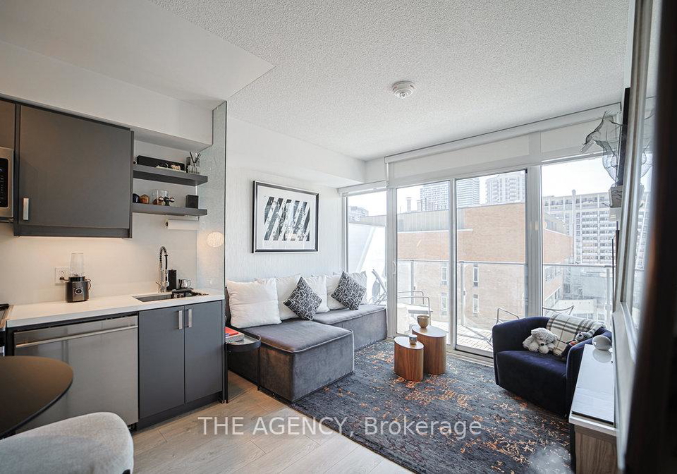50-wellesley-street-e-toronto-ontario-c12485283