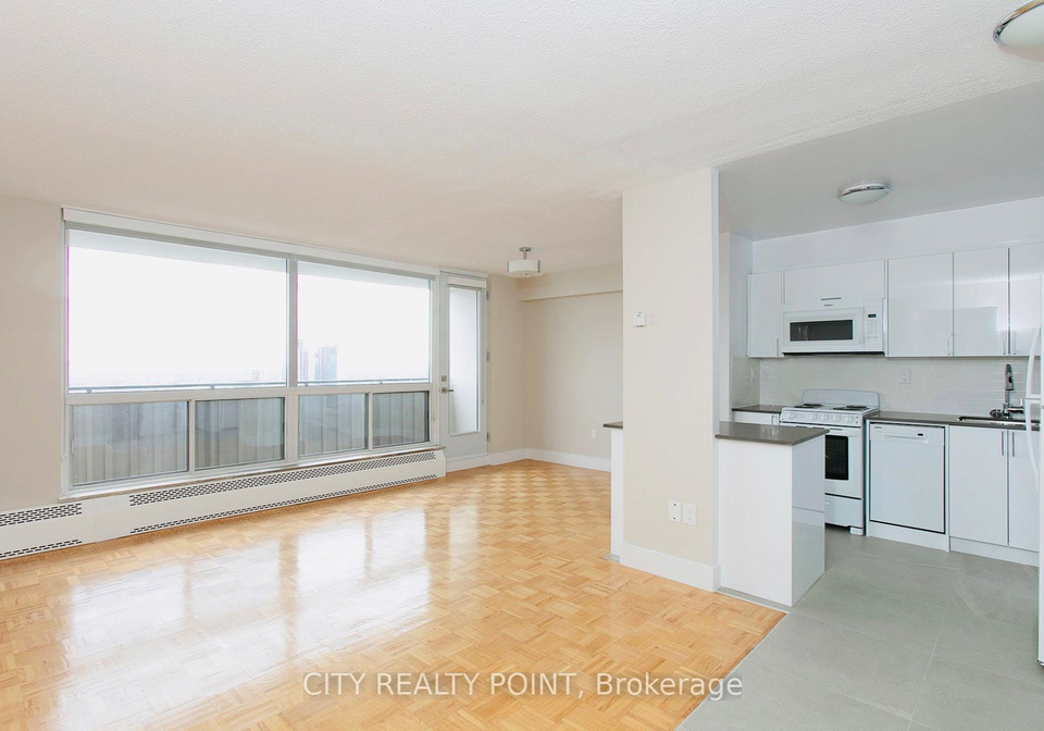 666-spadina-avenue-toronto-ontario-c12485634