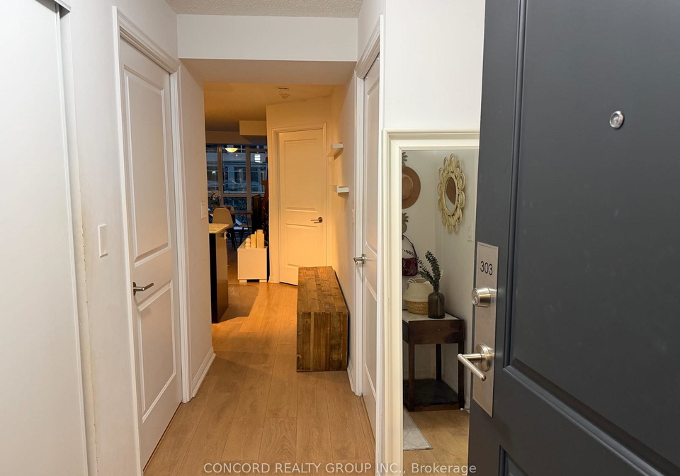 35-bastion-street-toronto-ontario-c12485672