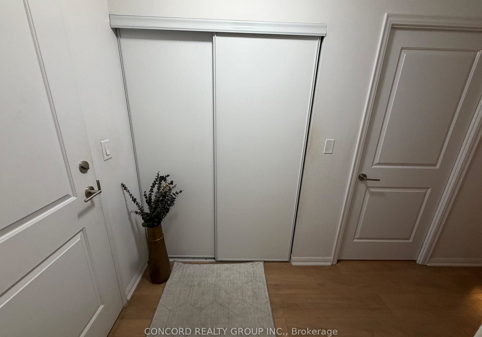 35-bastion-street-toronto-ontario-c12485672