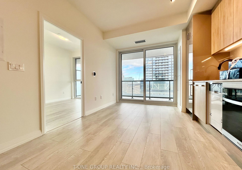 280-dundas-street-w-toronto-ontario-c12486135