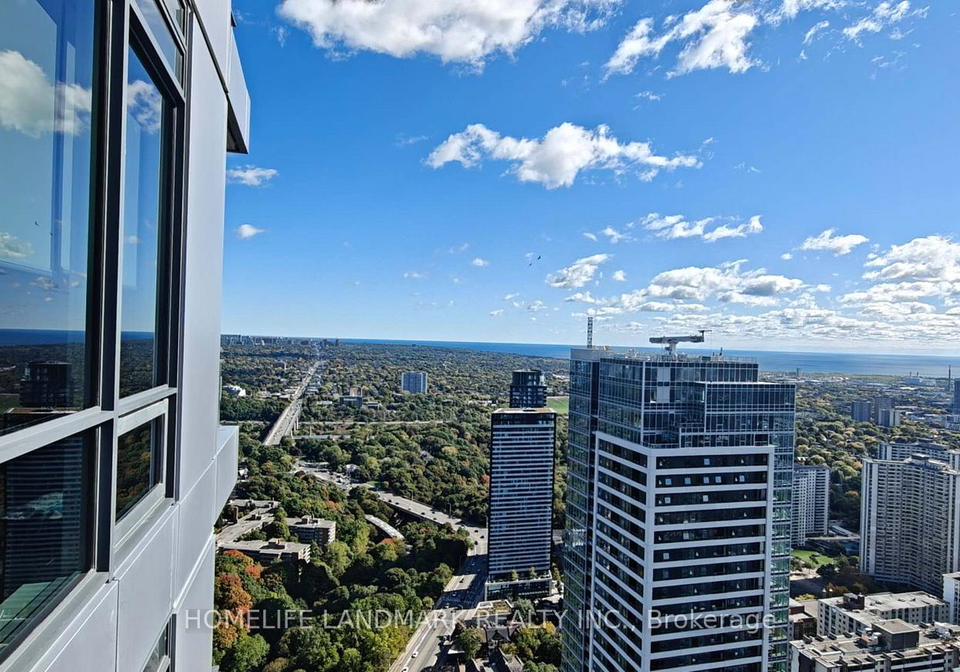 395-bloor-street-s-toronto-ontario-c12486551
