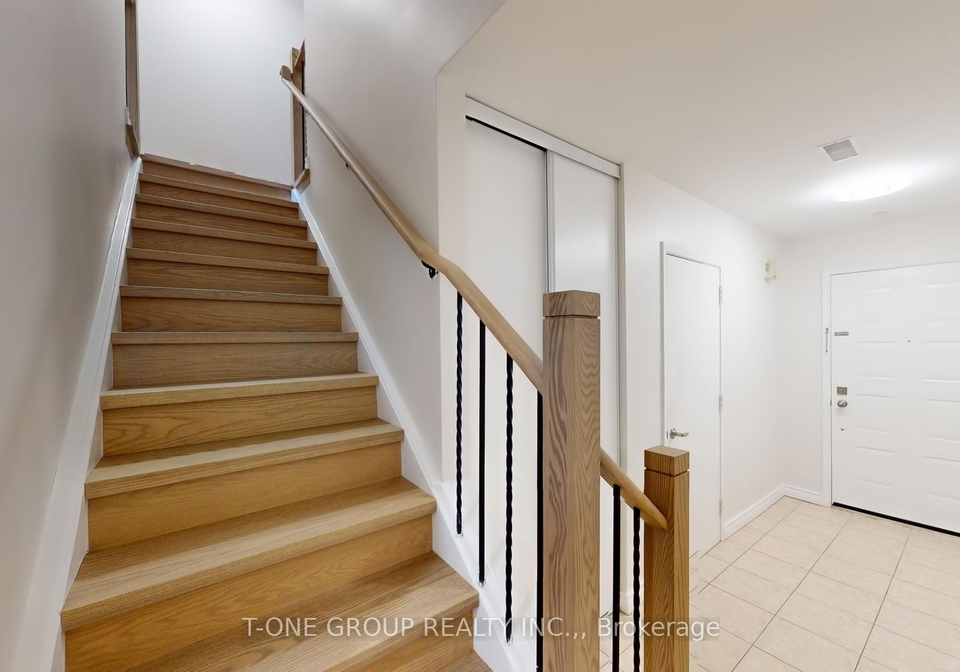 632-adelaide-street-w-toronto-ontario-c12486560