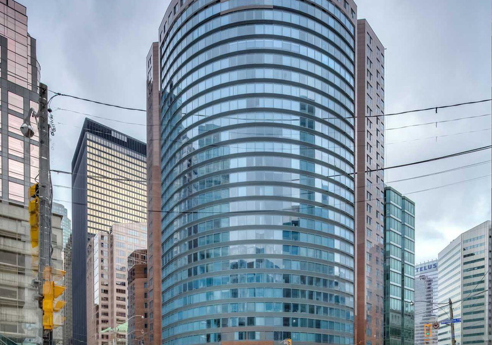 33-university-avenue-toronto-ontario-c12486791