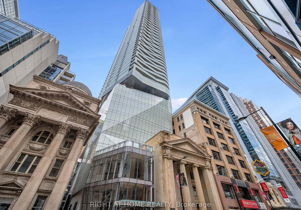 197-yonge-street-toronto-ontario-c12486961