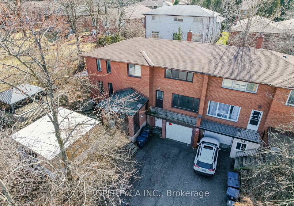 701-finch-avenue-w-toronto-ontario-c12486967