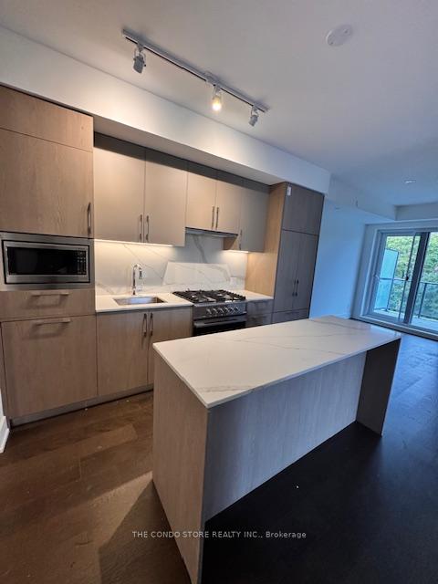 8-manor-road-w-toronto-ontario-c12486982