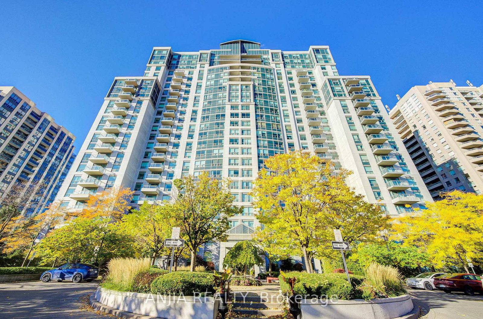 188-doris-avenue-north-york-ontario-c12487046