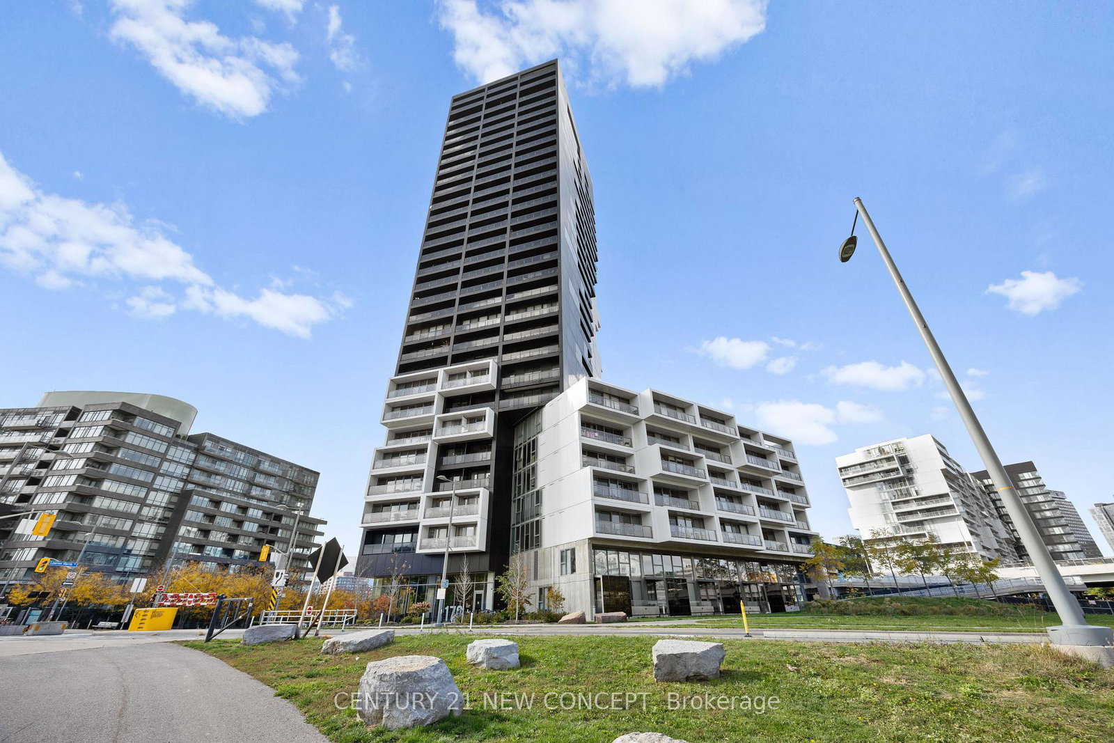 170-bayview-avenue-toronto-ontario-c12487148