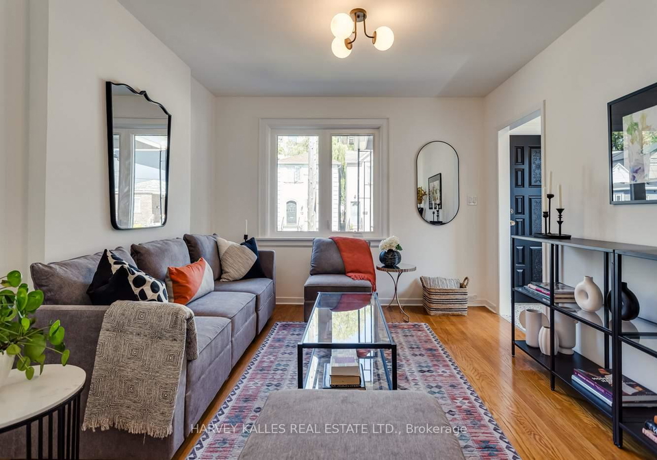 7-mulberry-crescent-toronto-ontario-c12487475