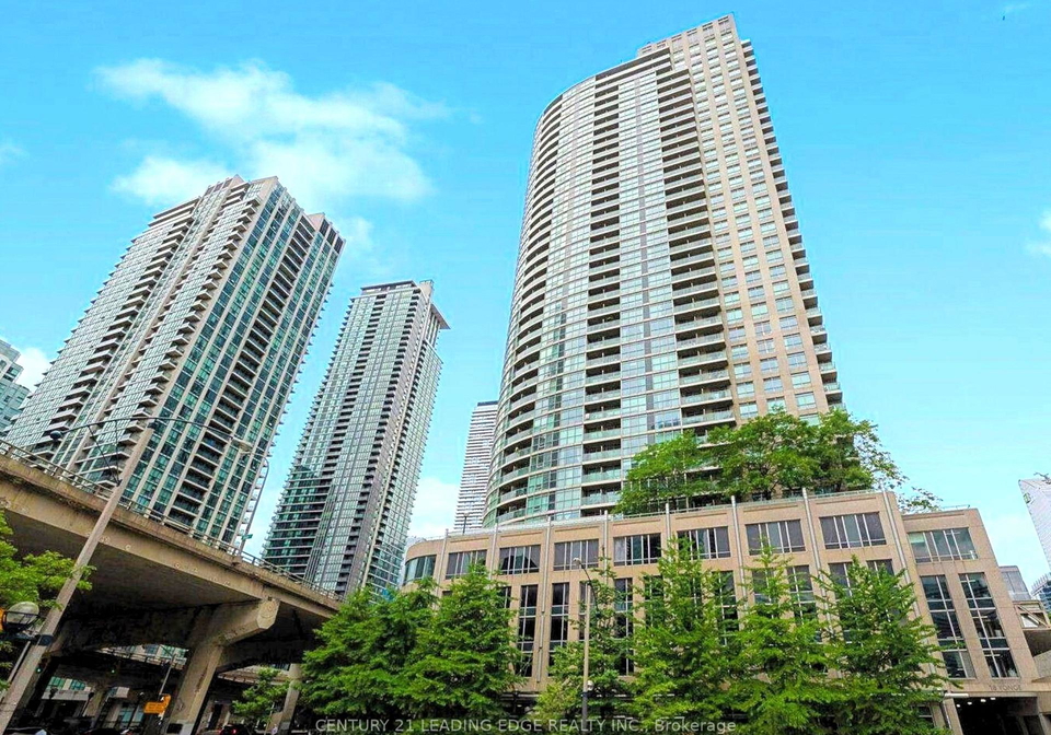 18-yonge-street-toronto-ontario-c12487604