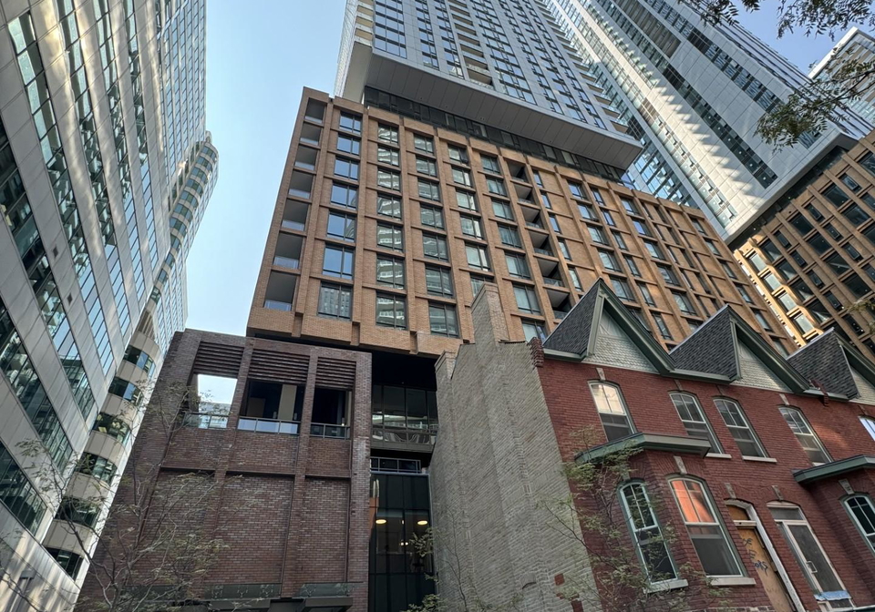 8-widmer-street-toronto-ontario-c12487681