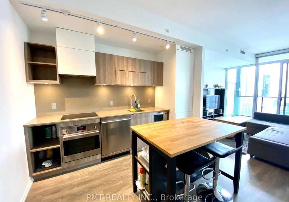 125-peter-street-toronto-ontario-c12488268
