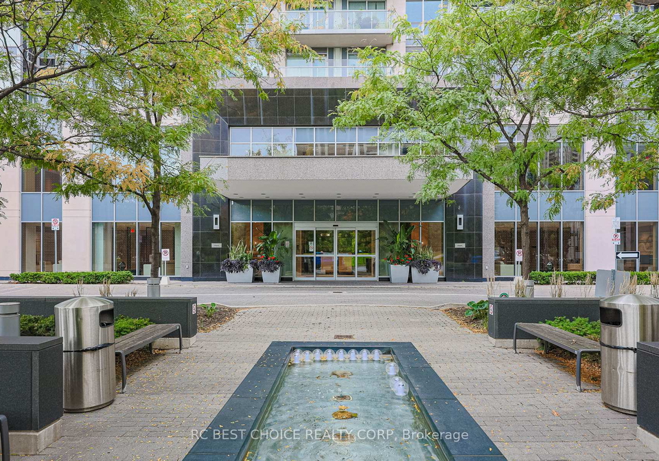 120-harrison-garden-boulevard-north-york-ontario-c12488396