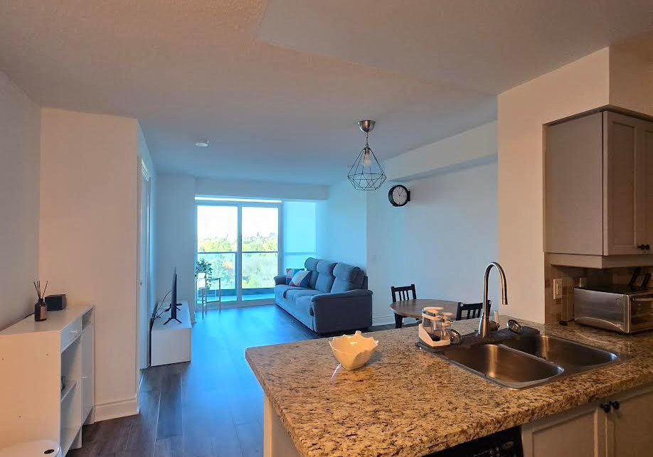 25-greenview-avenue-toronto-ontario-c12488924