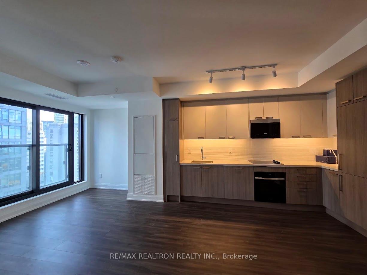20-soudan-avenue-toronto-ontario-c12489008