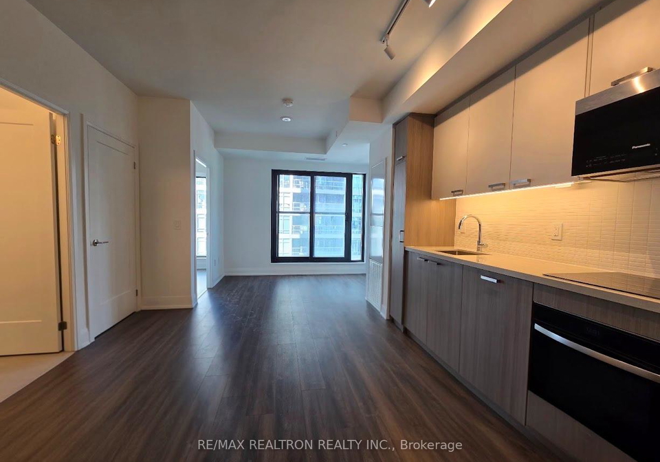 20-soudan-avenue-toronto-ontario-c12489008