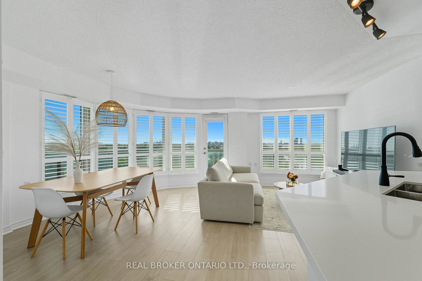 1030-sheppard-avenue-w-toronto-ontario-c12489076