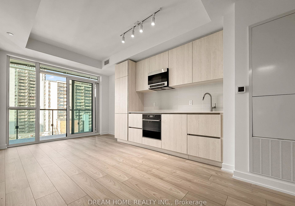 120-broadway-avenue-toronto-ontario-c12489312