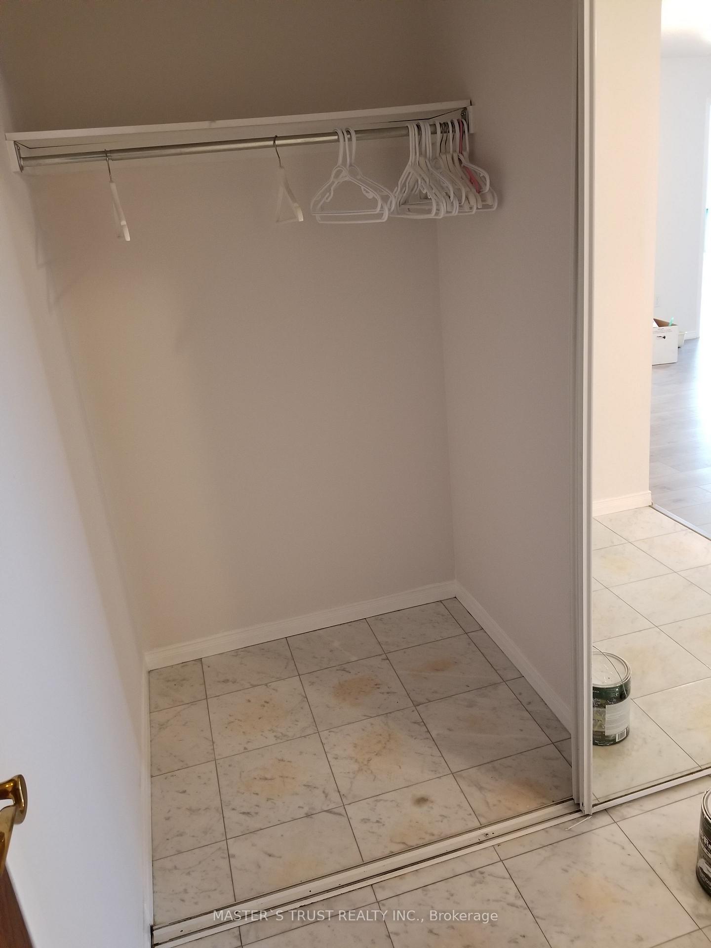3-pemberton-avenue-north-york-ontario-c12489484