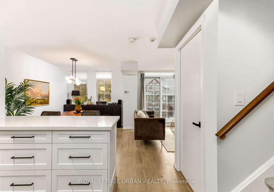 39-shank-street-toronto-ontario-c12489552