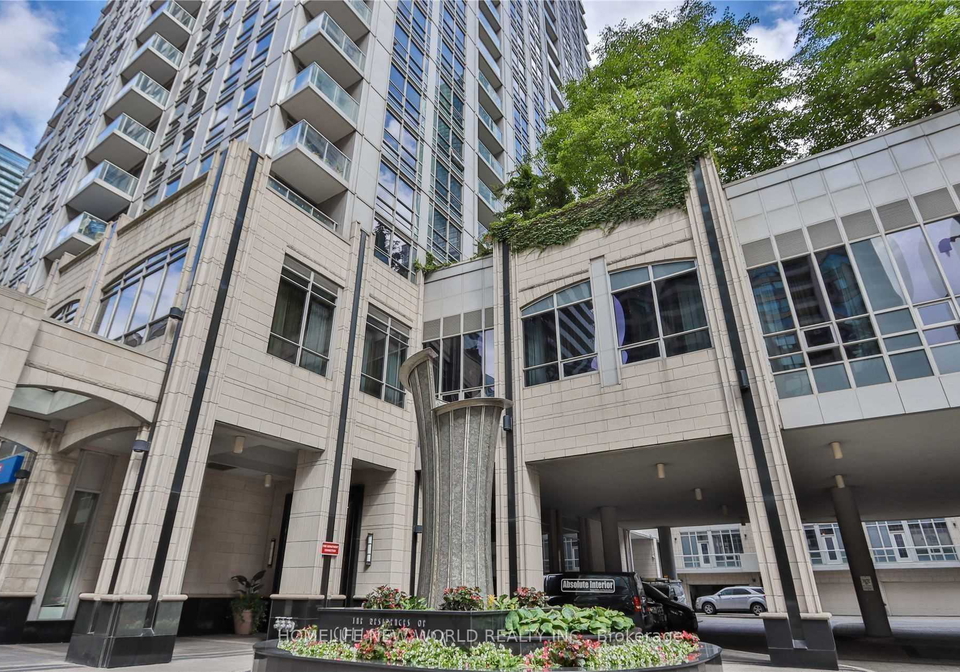 763-bay-street-toronto-ontario-c12489616