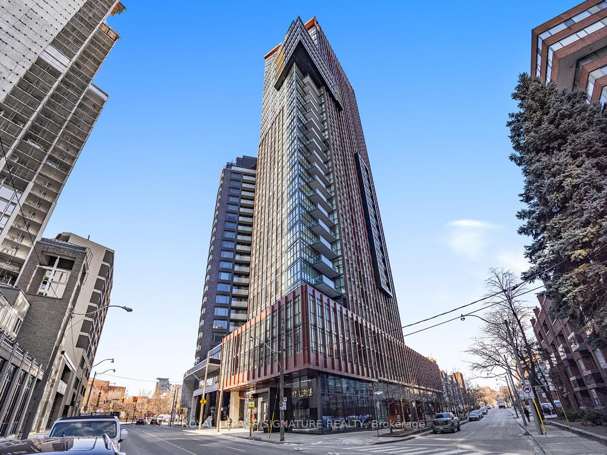 32-davenport-road-toronto-ontario-c12489884