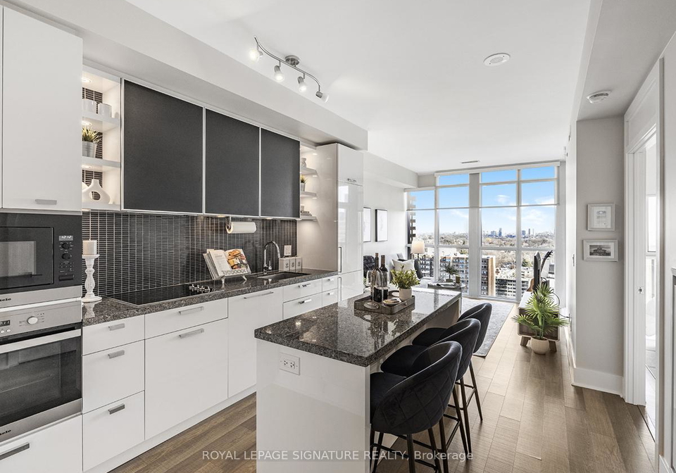 32-davenport-road-toronto-ontario-c12489884