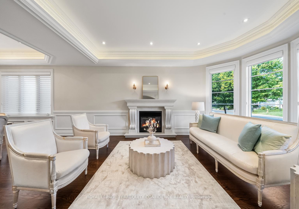 255-dunview-avenue-north-york-ontario-c12490160