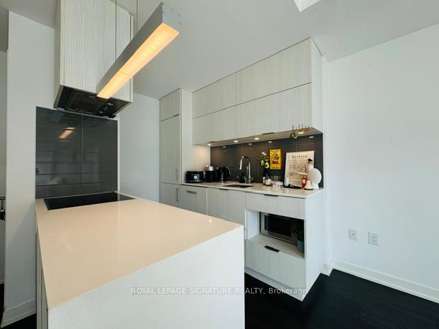 20-richardson-street-toronto-ontario-c12490274
