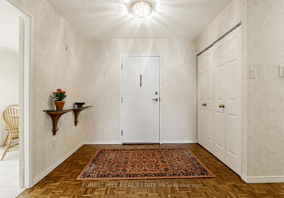 18-lower-village-gate-toronto-ontario-c12490276