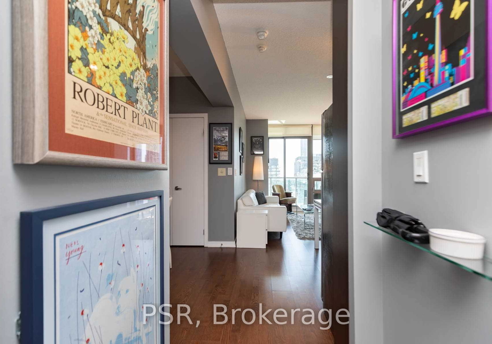 33-lombard-street-toronto-ontario-c12490550