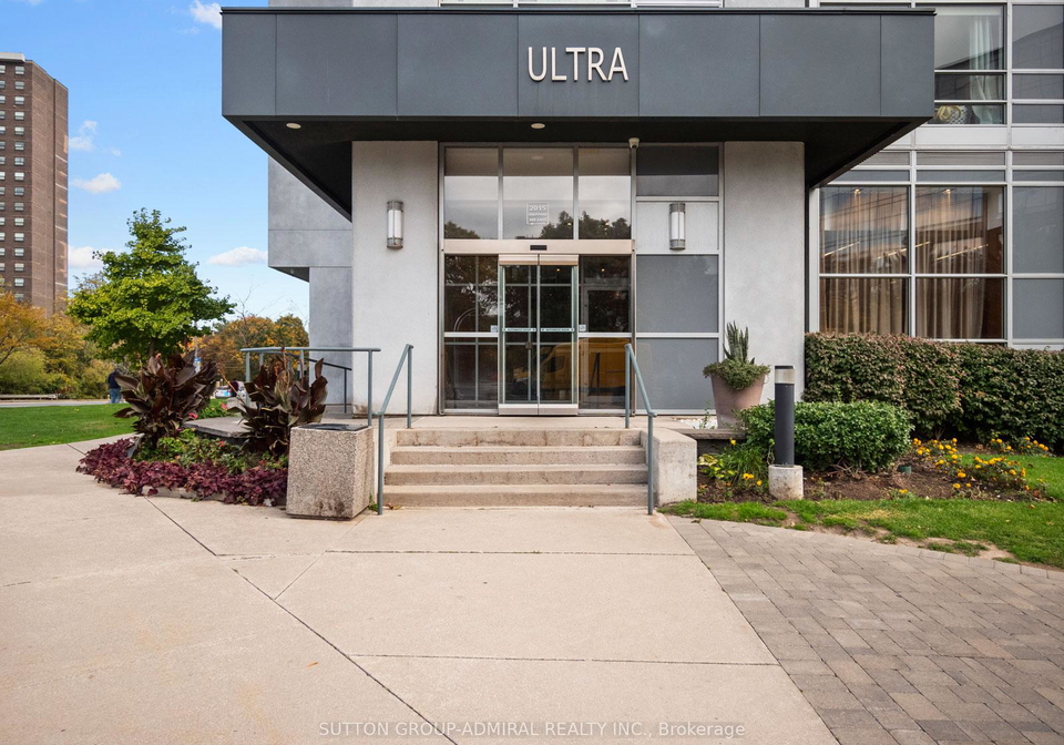 2015-sheppard-avenue-e-north-york-ontario-c12490654