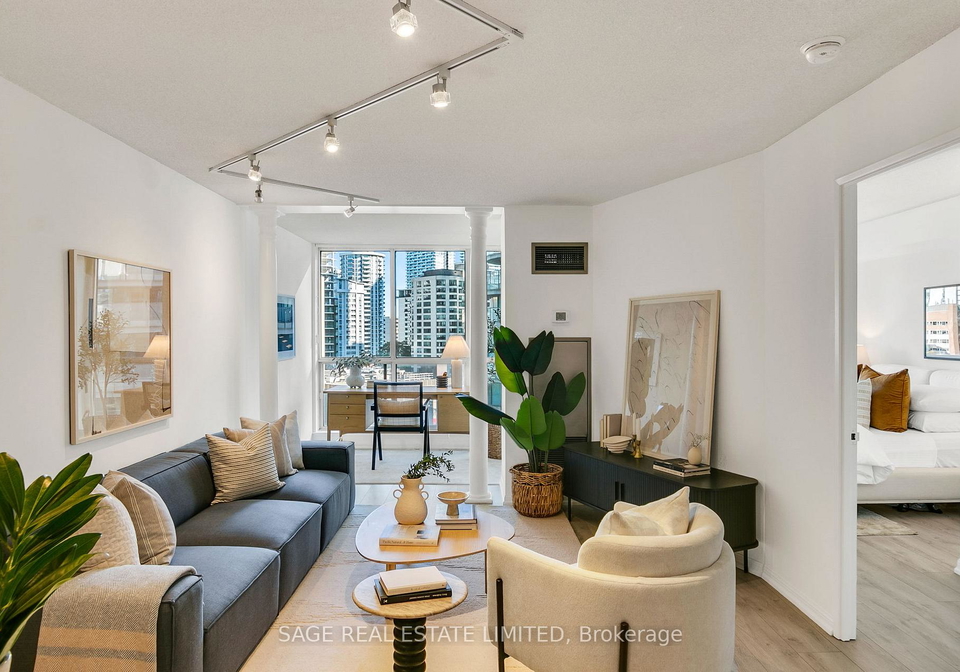 24-wellesley-street-w-toronto-ontario-c12490712