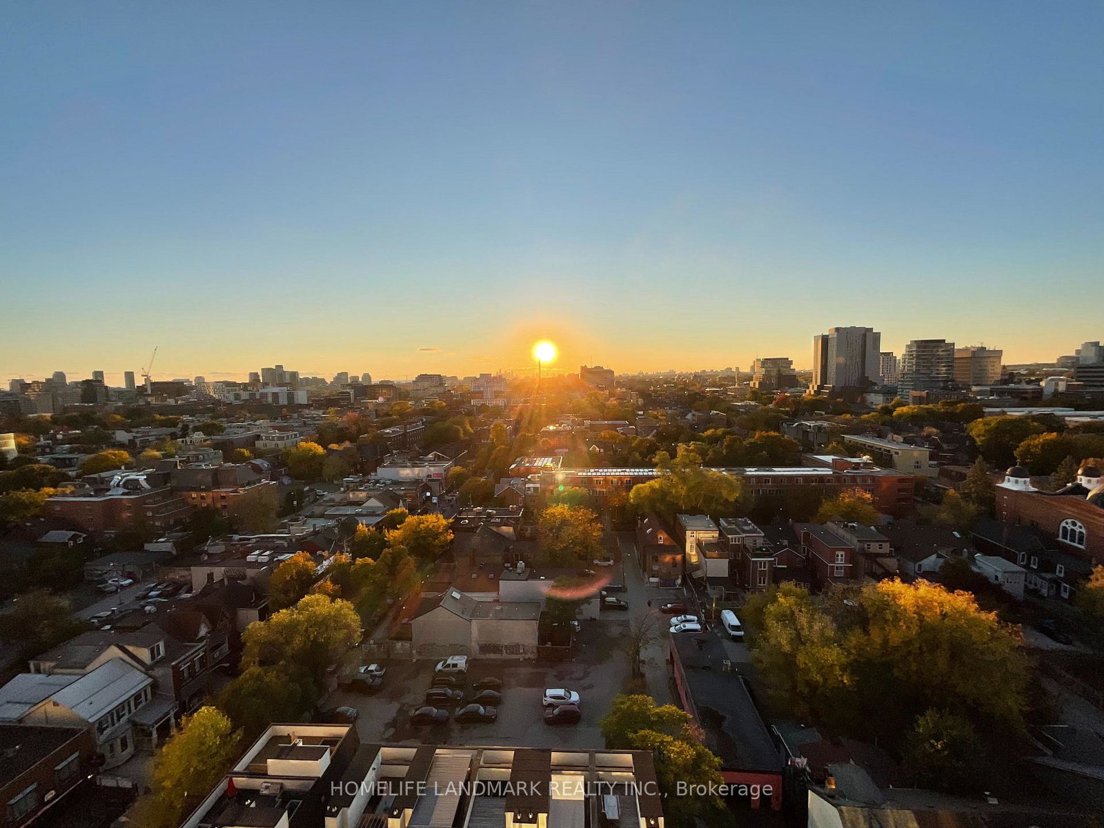 195-mccaul-street-toronto-ontario-c12490962