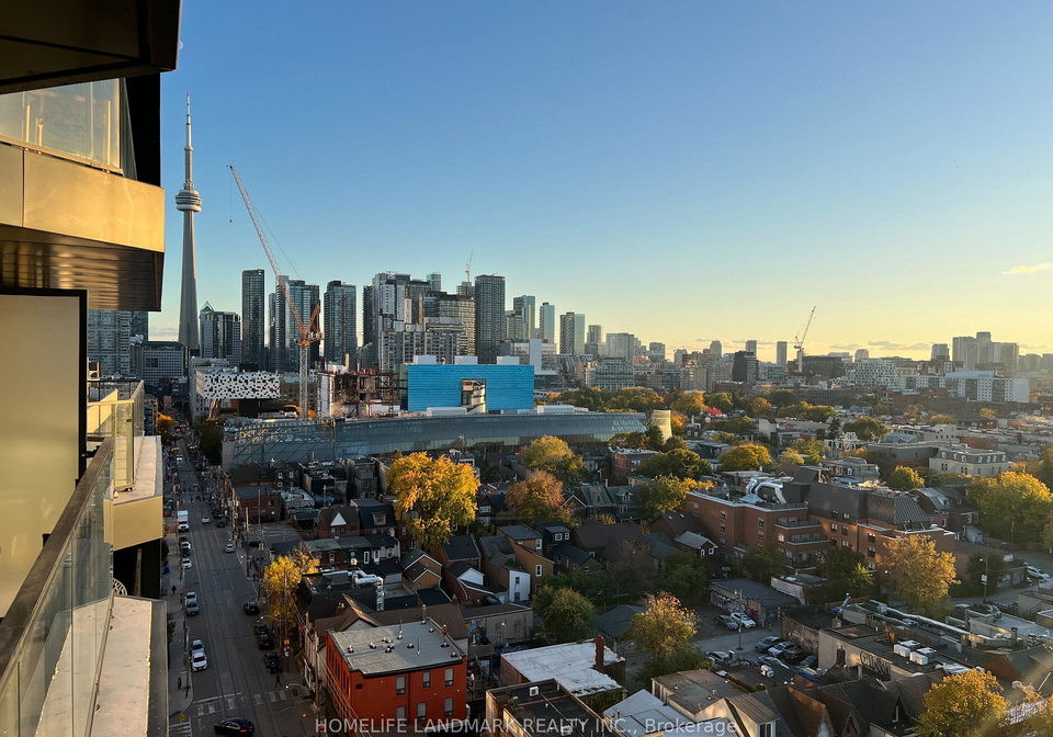 195-mccaul-street-toronto-ontario-c12490962
