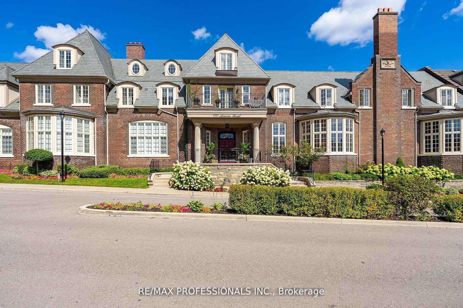 1111-avenue-road-toronto-ontario-c12491036