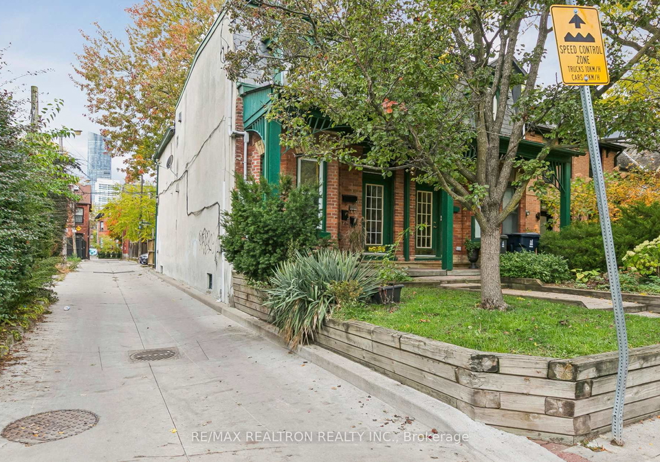 414-ontario-street-toronto-ontario-c12491684