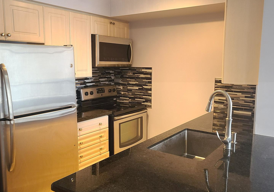 153-beecroft-road-toronto-ontario-c12491752
