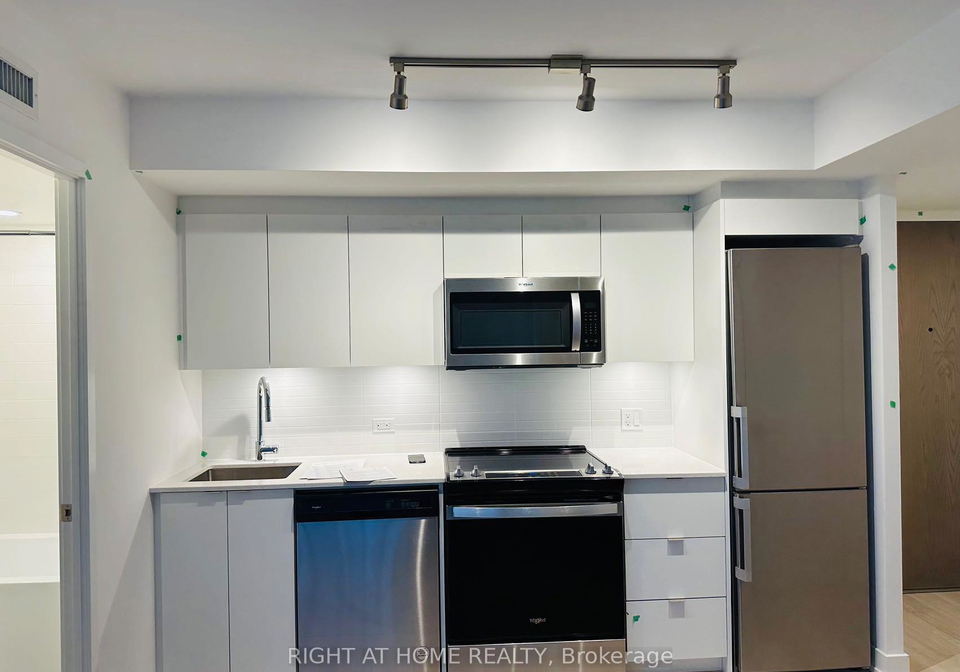 30-tretti-way-toronto-ontario-c12491802