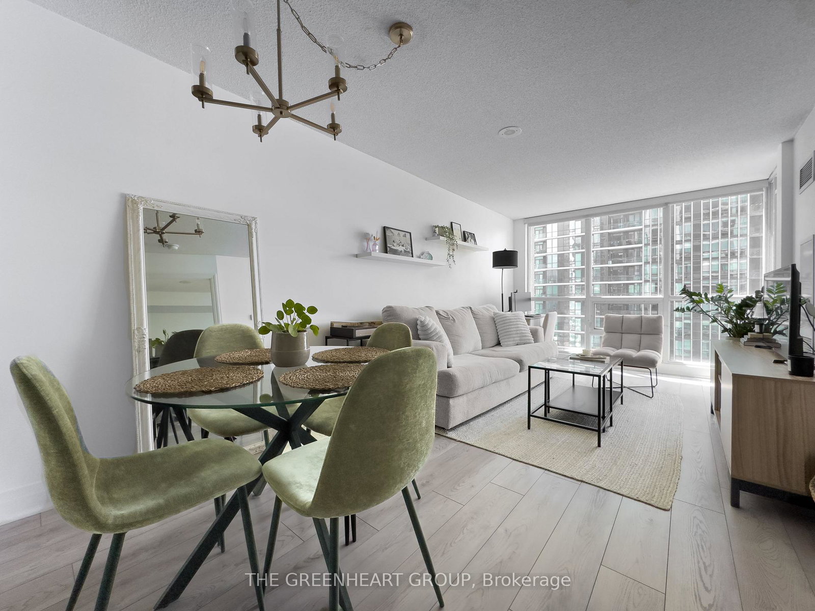 16-yonge-street-toronto-ontario-c12492158