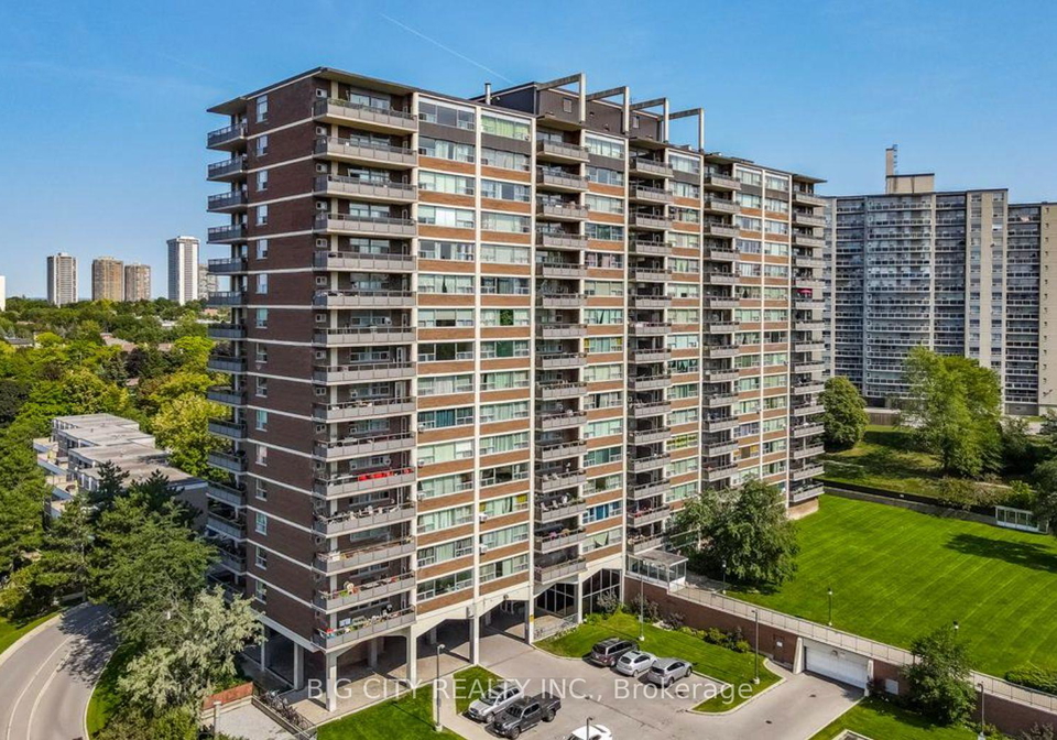 185-shaughnessy-boulevard-north-york-ontario-c12492810