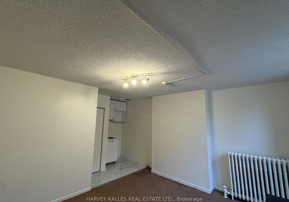 676-huron-street-toronto-ontario-c12493100