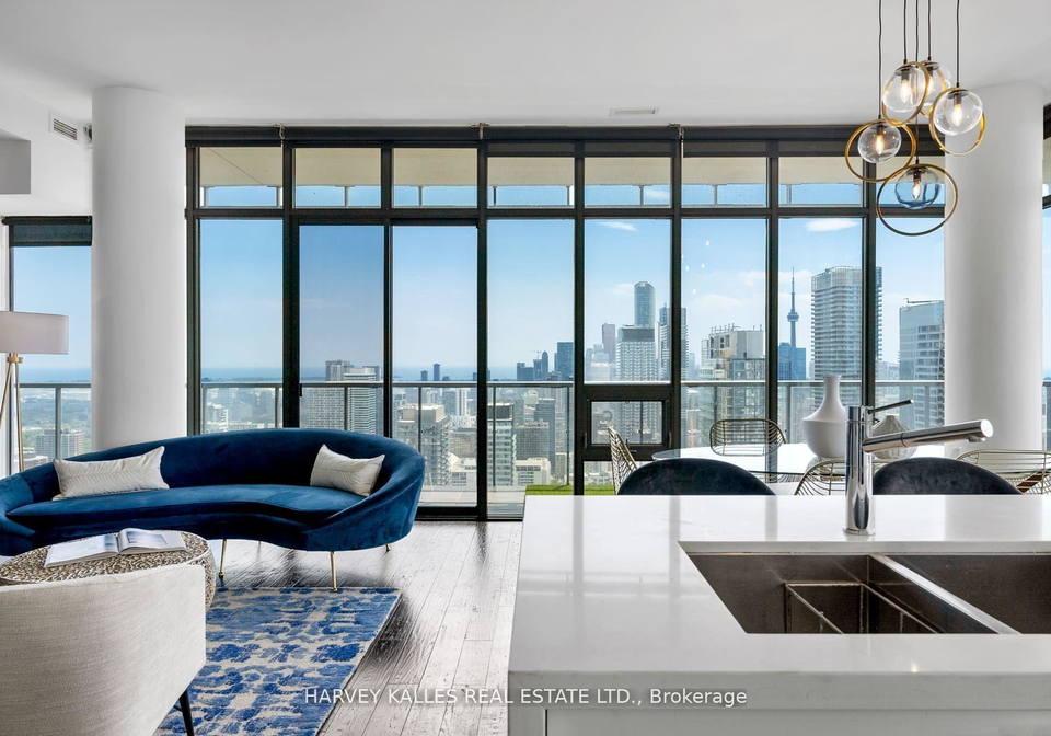 33-charles-street-e-toronto-ontario-c12493358